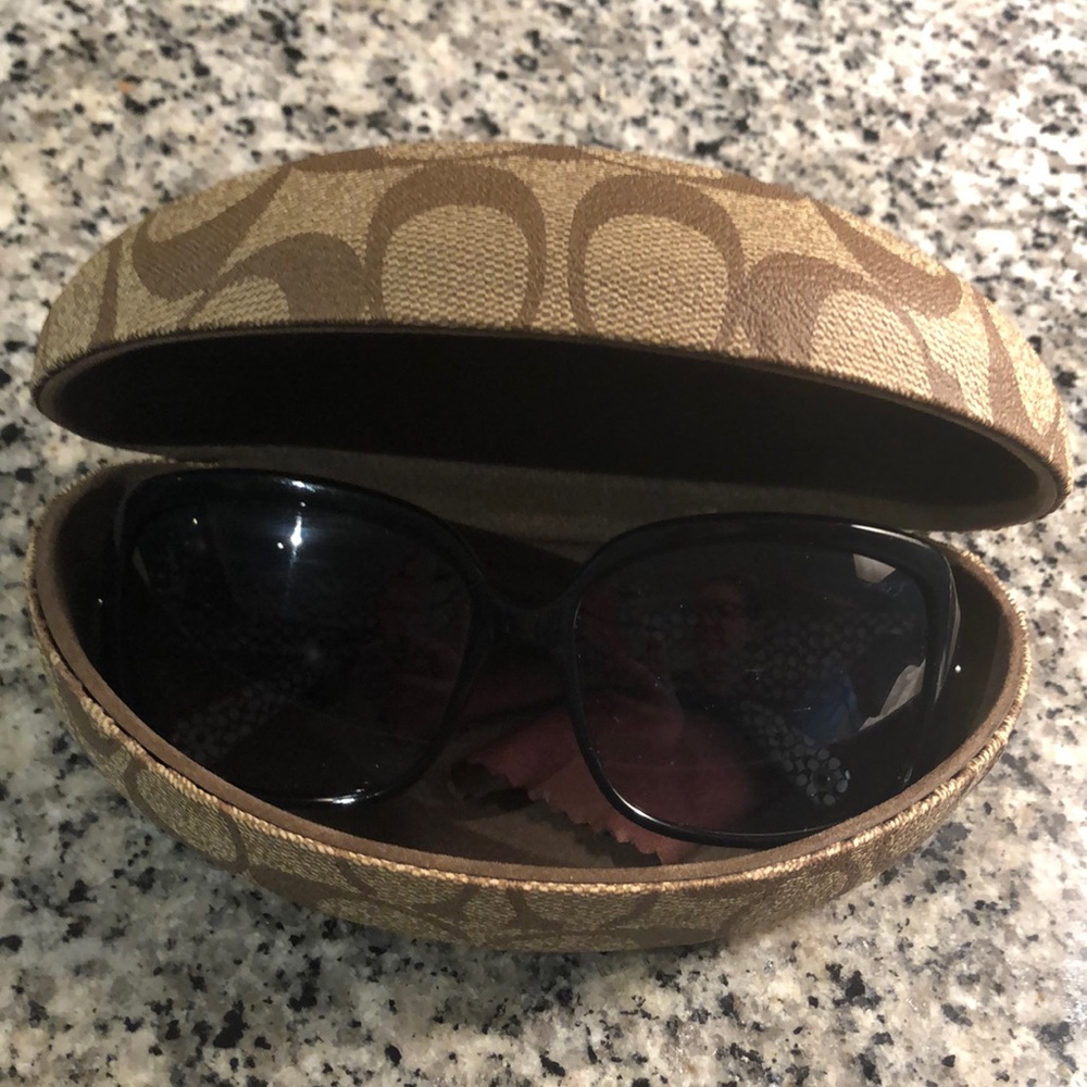 Coach Scartlet Black Sunglasses with Case in EUC